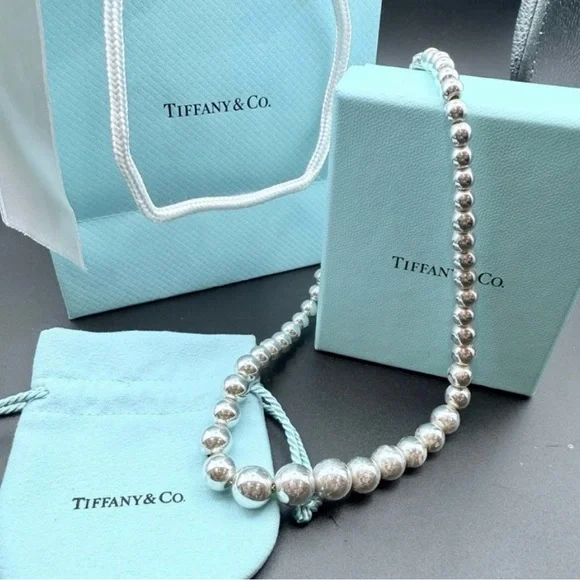 Authenticated Tiffany & Co. HardWear Graduated Ball Necklace in Sterling Silver - Picture 3 of 8